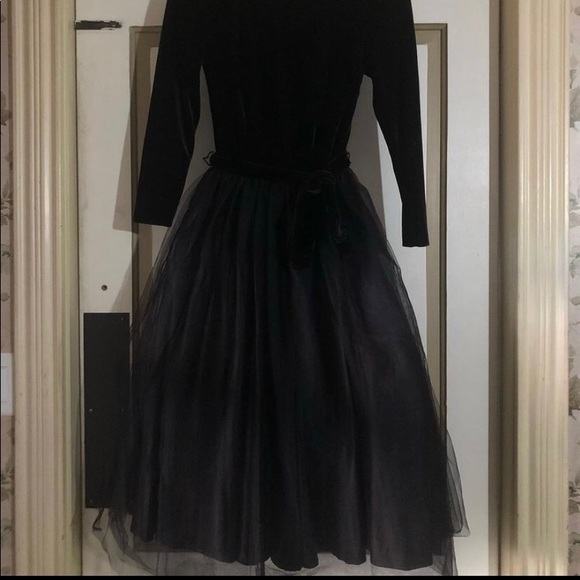 ModCloth - Picture 2 of 3